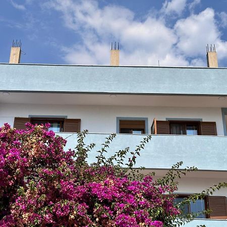 Kenza Apartments Sarande Bagian luar foto