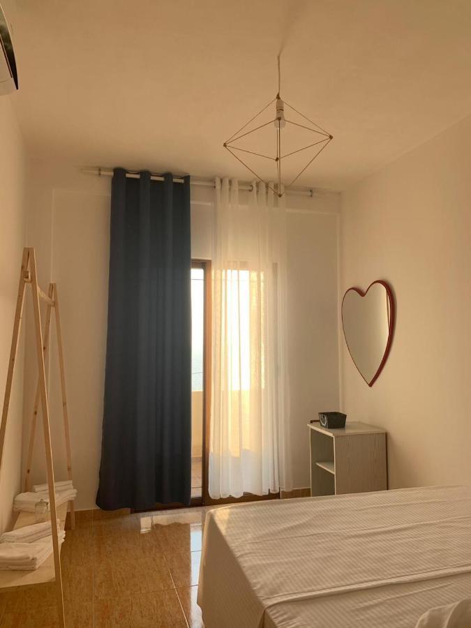 Kenza Apartments Sarande Ruang foto