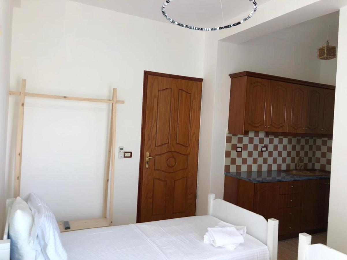 Kenza Apartments Sarande Ruang foto