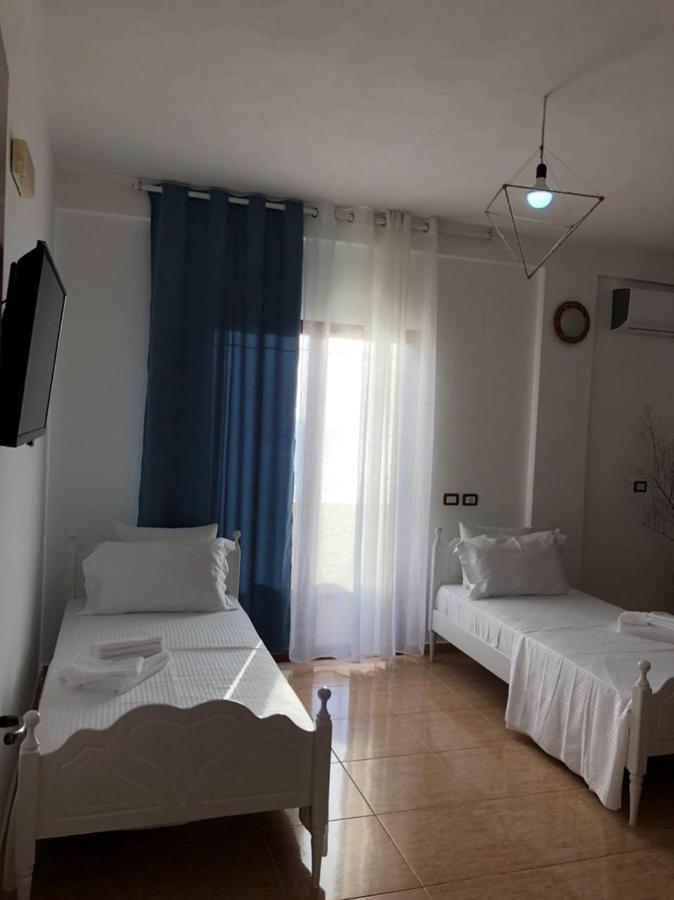 Kenza Apartments Sarande Ruang foto