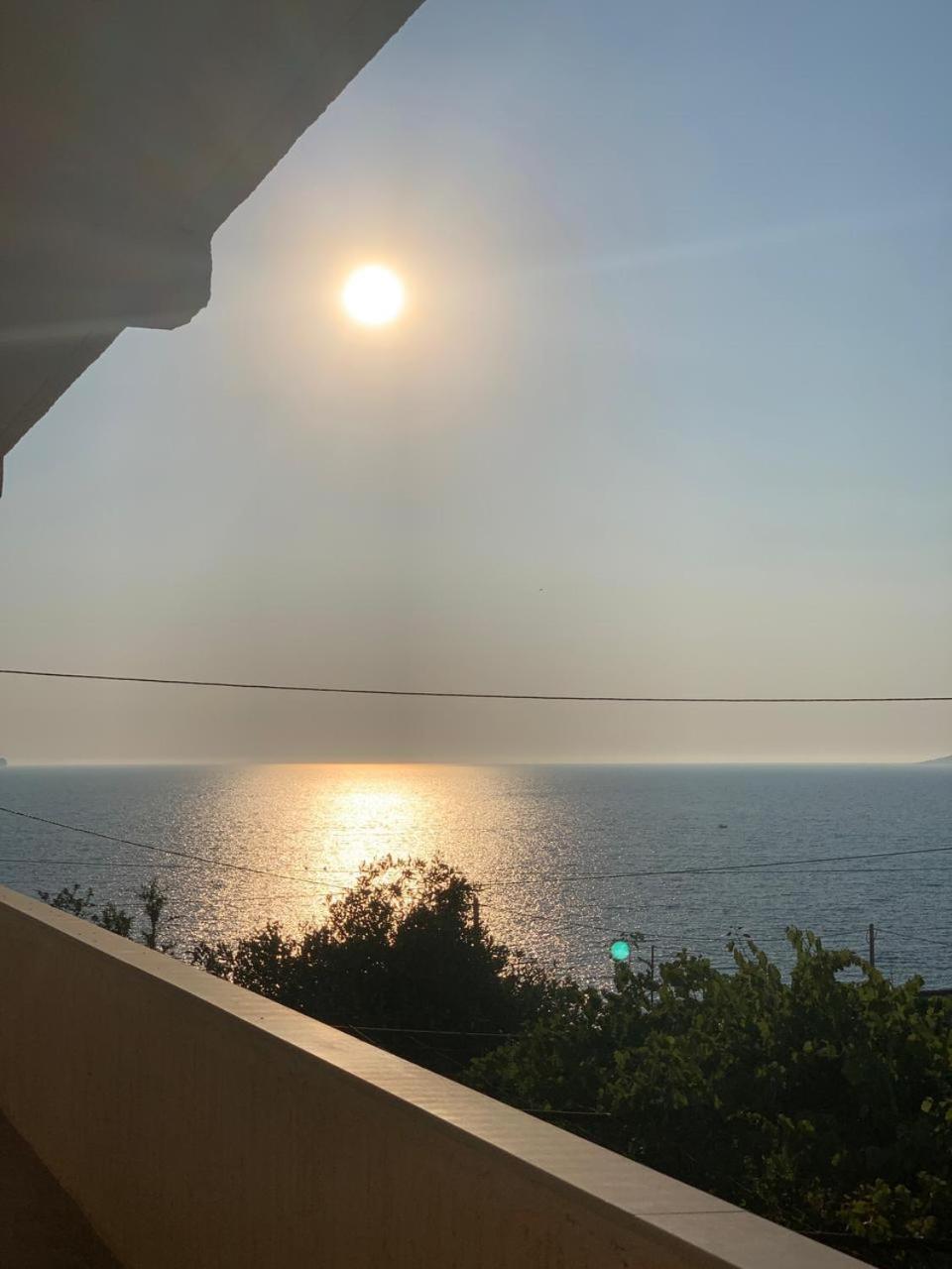 Kenza Apartments Sarande Ruang foto