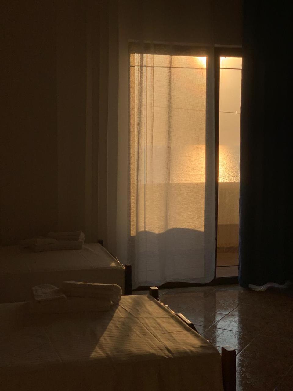 Kenza Apartments Sarande Ruang foto